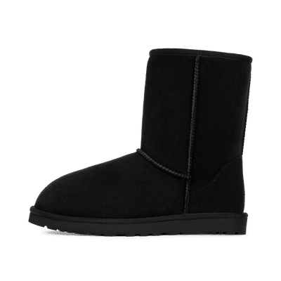 UGG Classic Short "Black" | 5800BLK