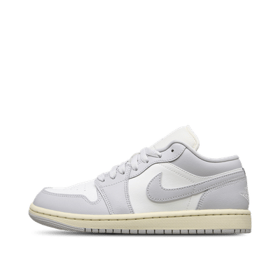 air-jordan-1-low-white-dc0774-103