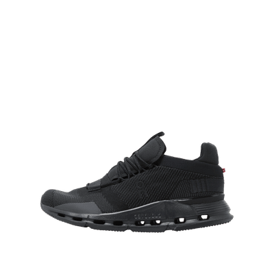 On Cloudnova W "Black/Eclipse" | 2699814