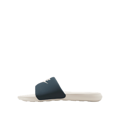 nike-victori-one-blue-cn9675-403