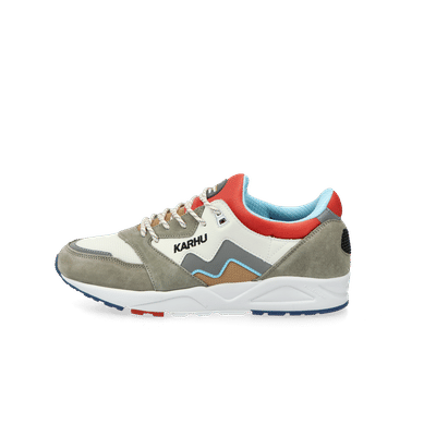 Karhu Aria 95 "Abbey Stone / Silver" | F803095