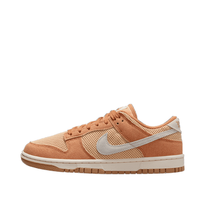nike-wmns-dunk-low-next-nature-se-amber-brownpale-ivory-white-onyx-hj5864-200
