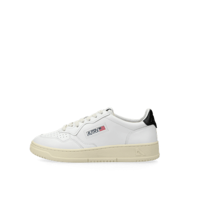 Autry Medalist Low W "White/Black" | AULWLL22