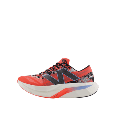 new-balance-fuelcell-supercomp-elite-v4-tcs-london-marathon-2025-mrcellm4