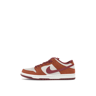 nike-sb-dunk-low-pro-dark-russetcedarsummit-white-bq6817-202