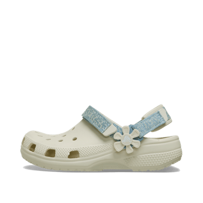 crocs-classic-denim-flower-adjustable-backstrap-clog-kids-summit-white-2125112md