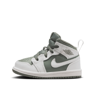 air-jordan-1-mid-white-dq8425-107