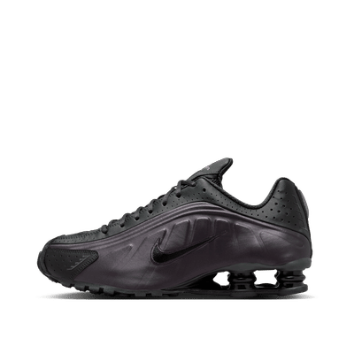 nike-shox-r4-black-hq1988-500