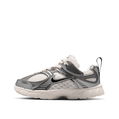 nike-v5-rnr-whitegrey-hq6413-003