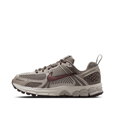 Nike Vomero 5 "Brown/Reflective Accents" | HF6998-200