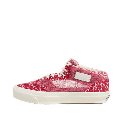 vans-half-cab-red-vn000d8fe9t