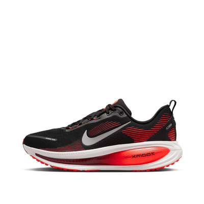 nike-vomero-18-blacksilverred-hm6803-008