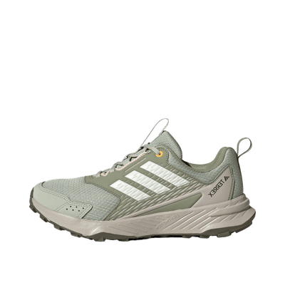 adidas-tracefinder-trail-halo-green-off-white-lucid-tangerine-jr9142