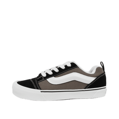 vans-knu-skool-gs-black-vn000d2t4y4