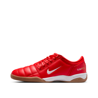 nike-total-90-wmns-university-redwhite-gum-med-brown-io2387-600