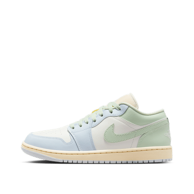 air-jordan-1-low-white-dc0774-108