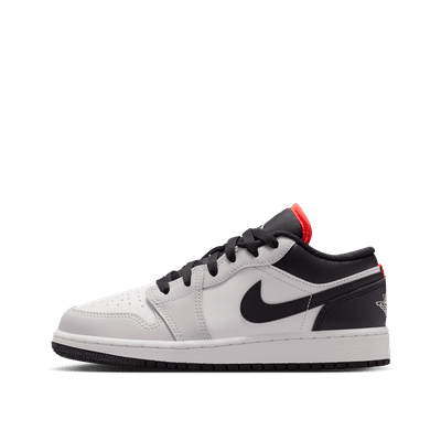 air-jordan-1-low-black-553560-045
