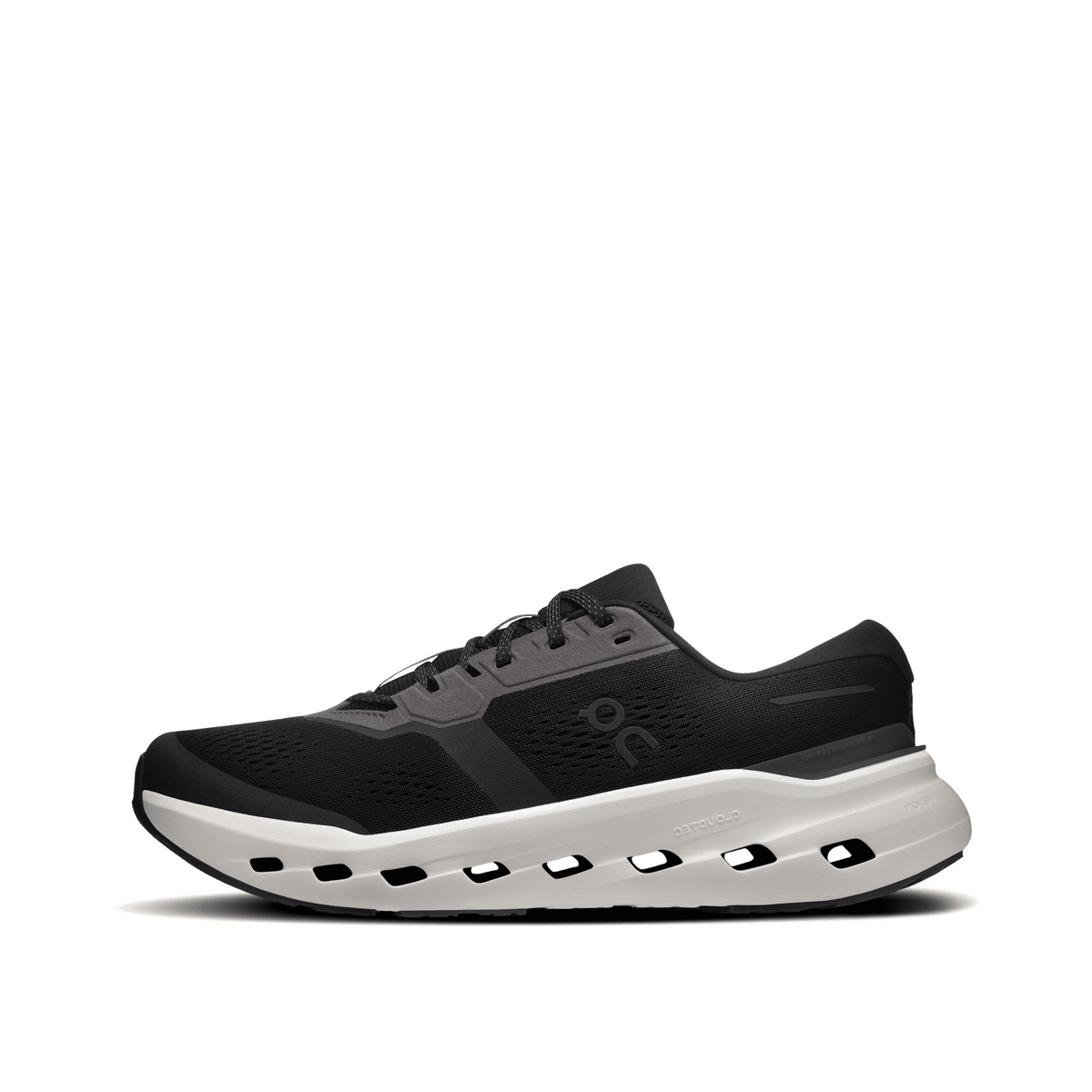 On Cloudrunner 3 "Black/White" | 3MG10071430