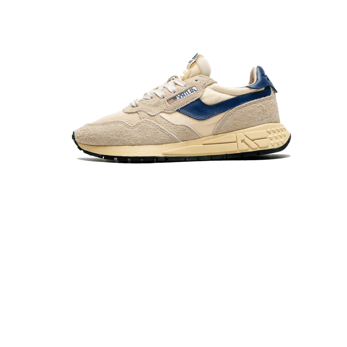 Autry Reelwind Low "Ecru / Ensblue" | WWLWUT27