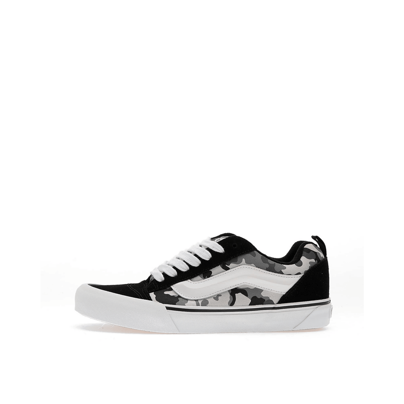 Vans Knu Skool "Camo Black/White" | VN000D22BZW1
