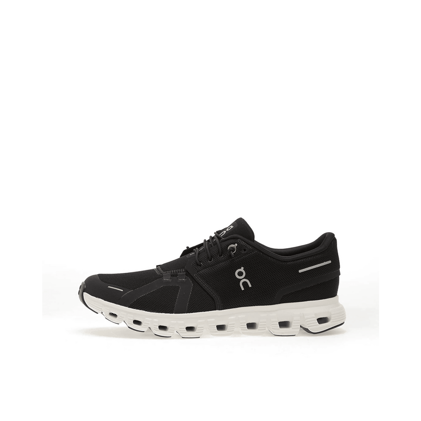 On Cloud 6 Wide "Black/White" | 3MG10430299