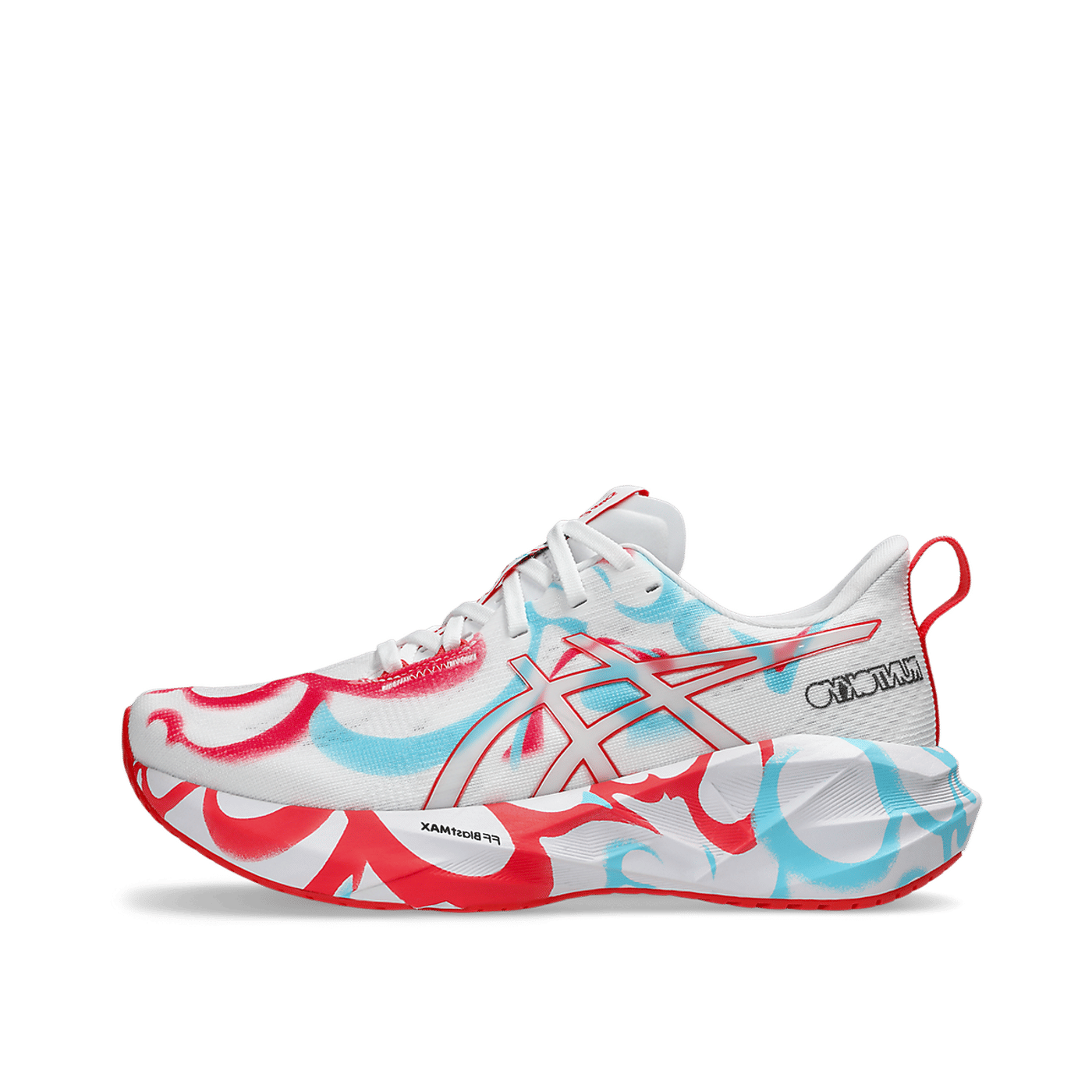 ASICS Novablast 5 "White/Coral Reef" | 1012B888-100