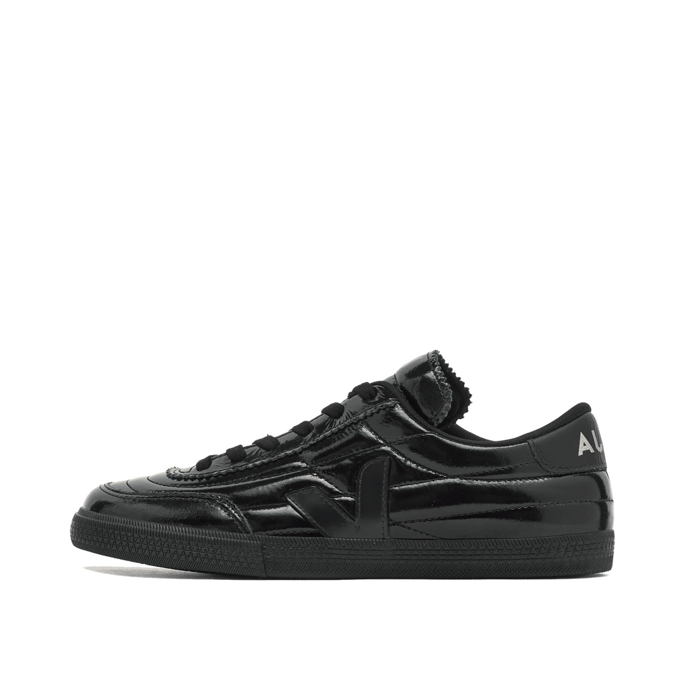 Veja Panenka Wmns "Black" | FU0221394A