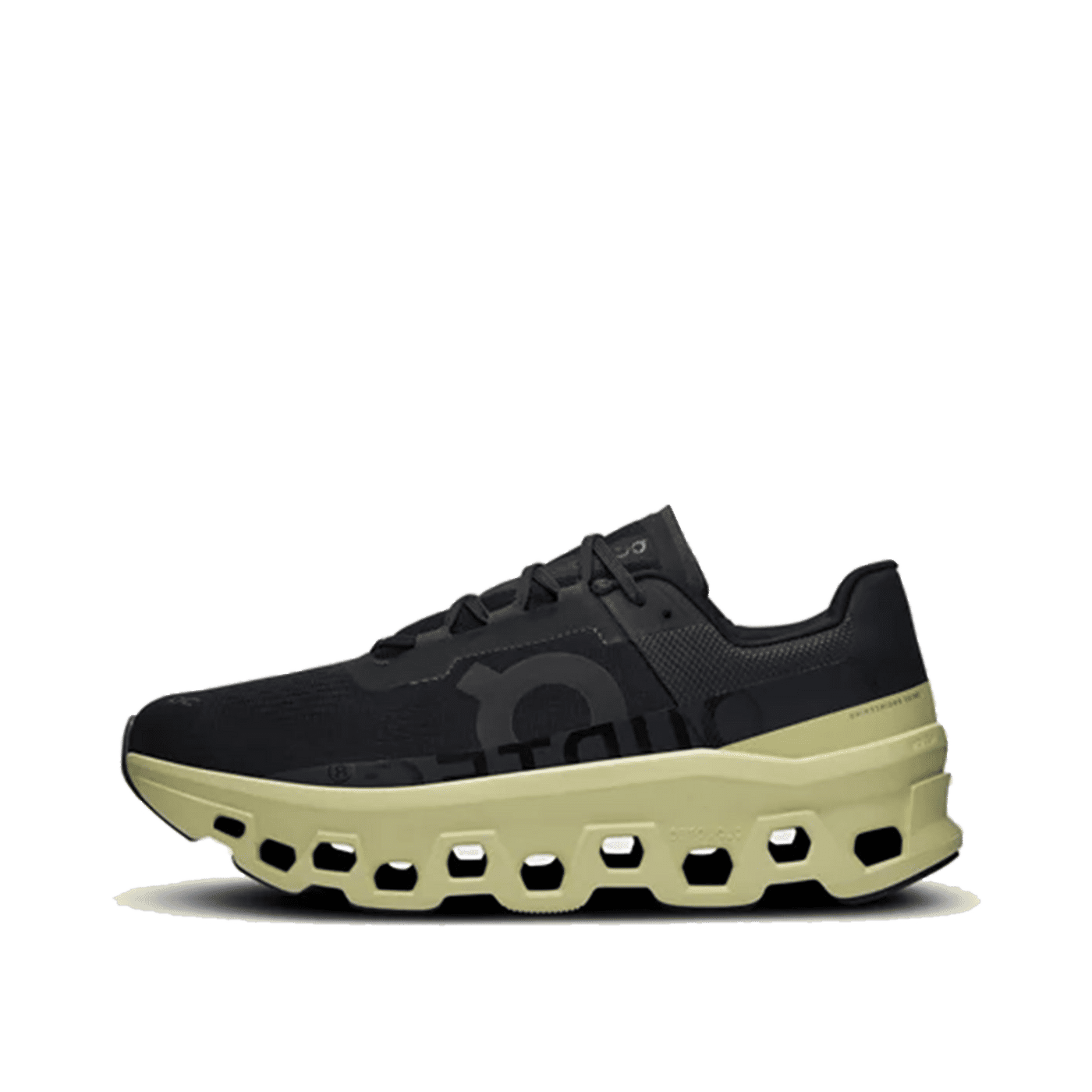 On Cloudmonster "Black" | 6197727