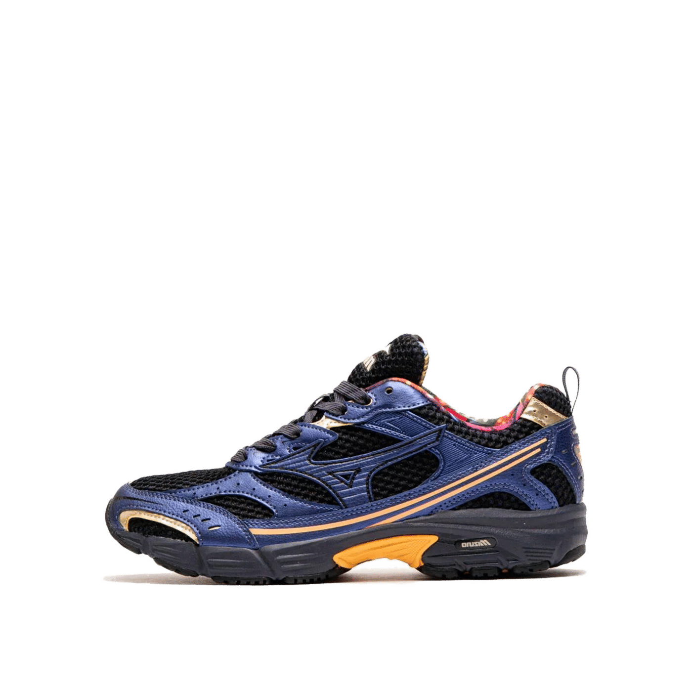 Mizuno MXR "Black/Cadmium Orange" | D1GA251601