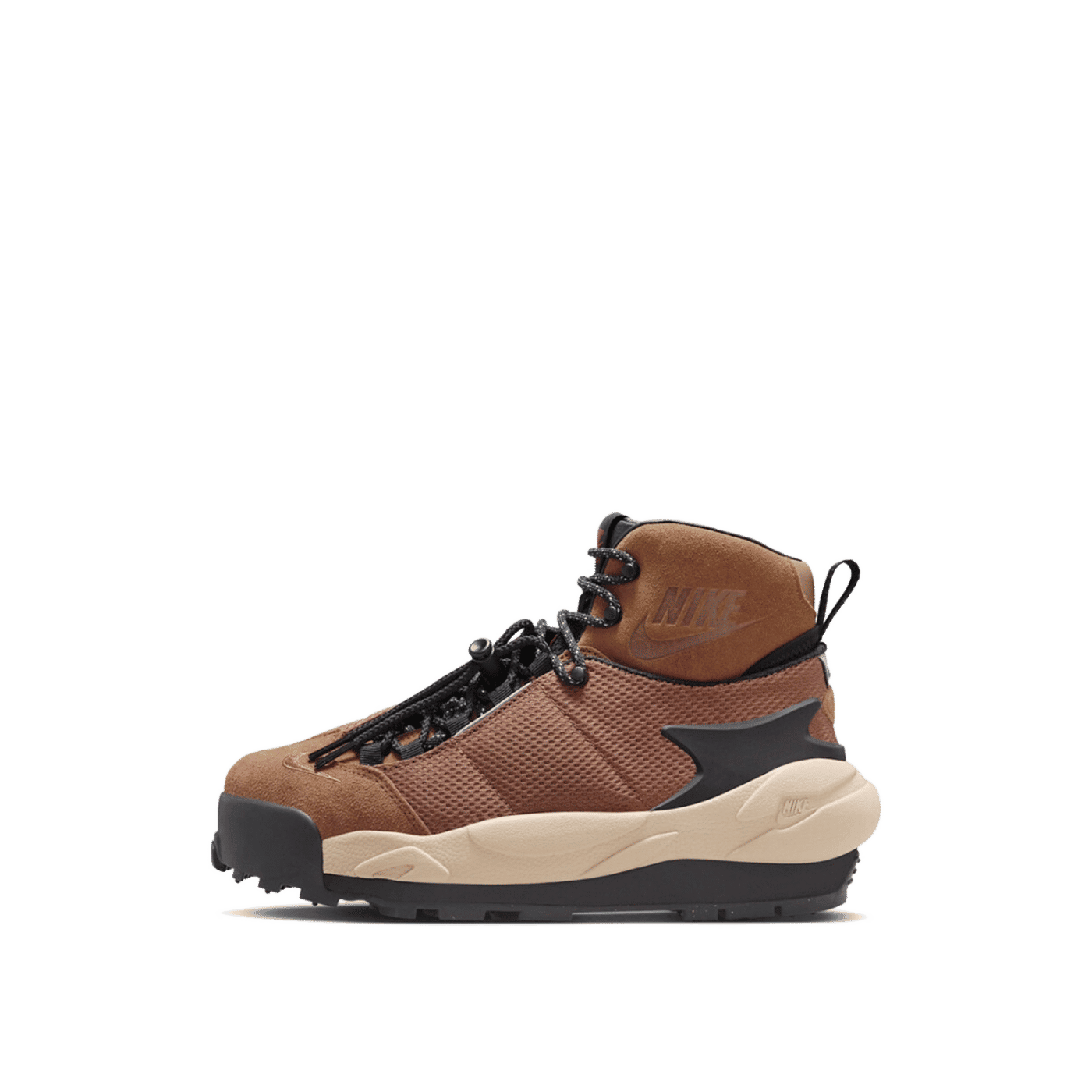 sacai x Nike Magmascape SP "Light British Tan" | FN0563-200