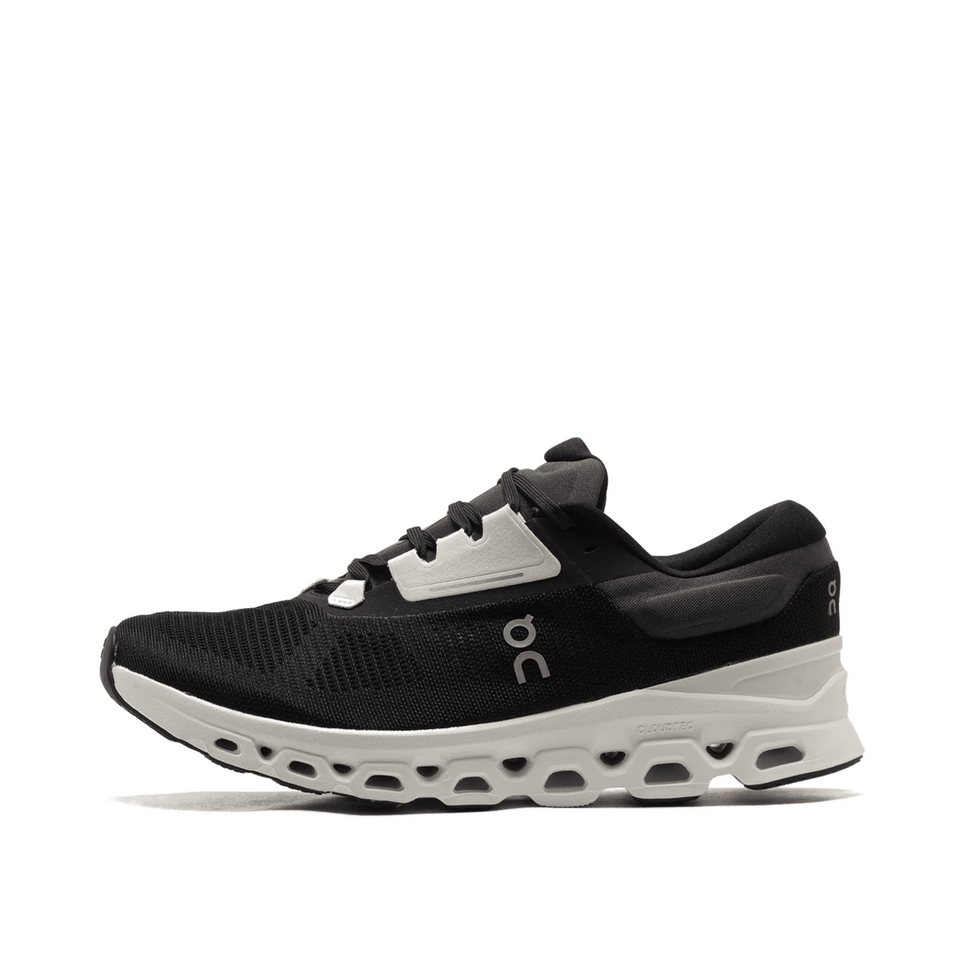 On Running Cloudstratus 3 "Black" | 3MD30111197