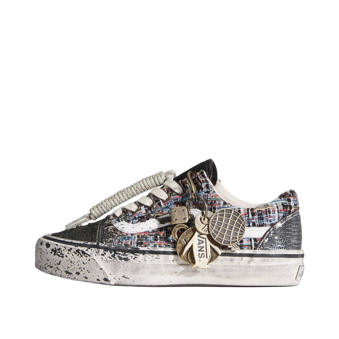 Vans Old Skool "Charms Black/Grey" | VN000D9VDE2