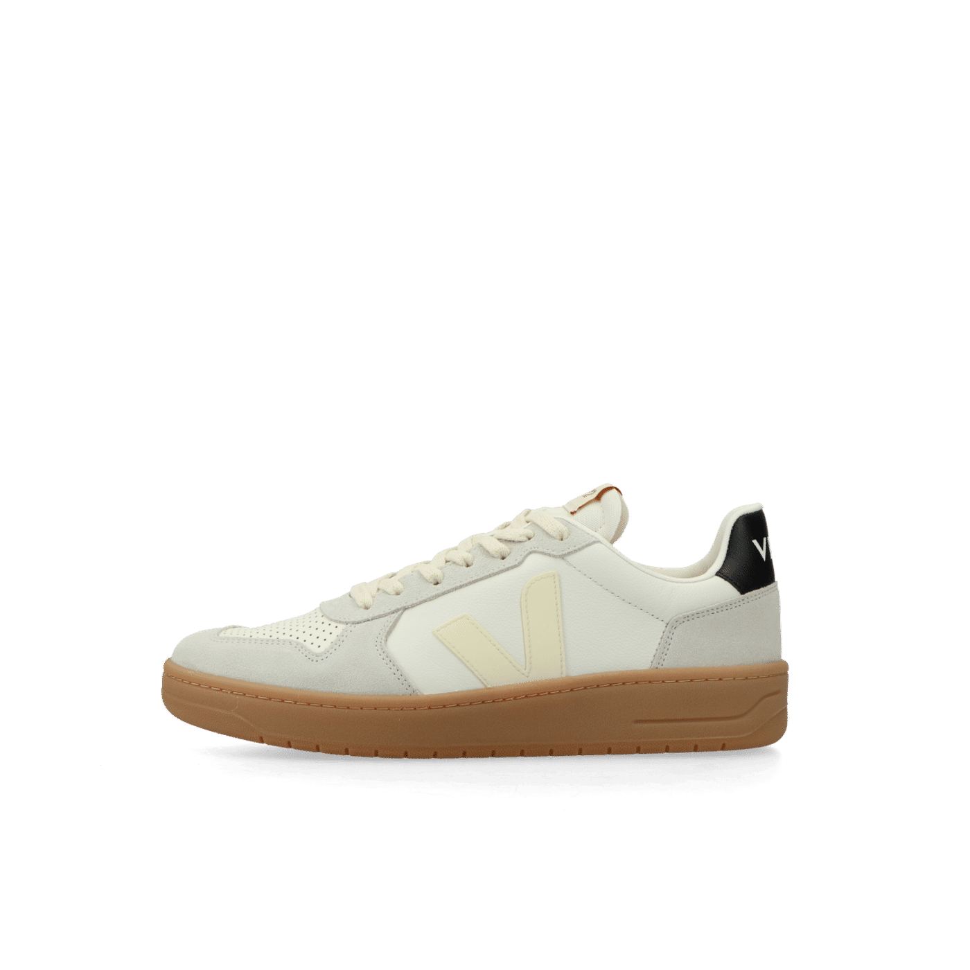 VEJA V-82 Grained Leather "Pure / Calcaire / Black" | VE3320759