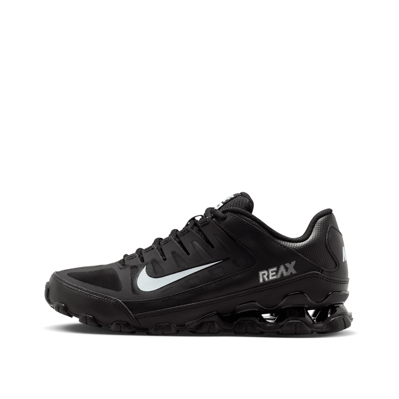 Nike Reax 8 TR "Black/White" | IO2400-033