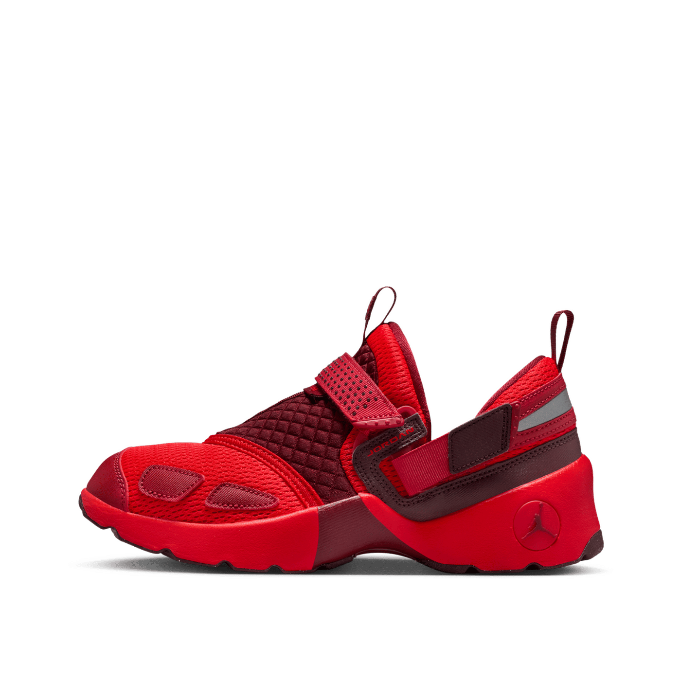 Jordan Trunner LX "Red" | HQ2164-601