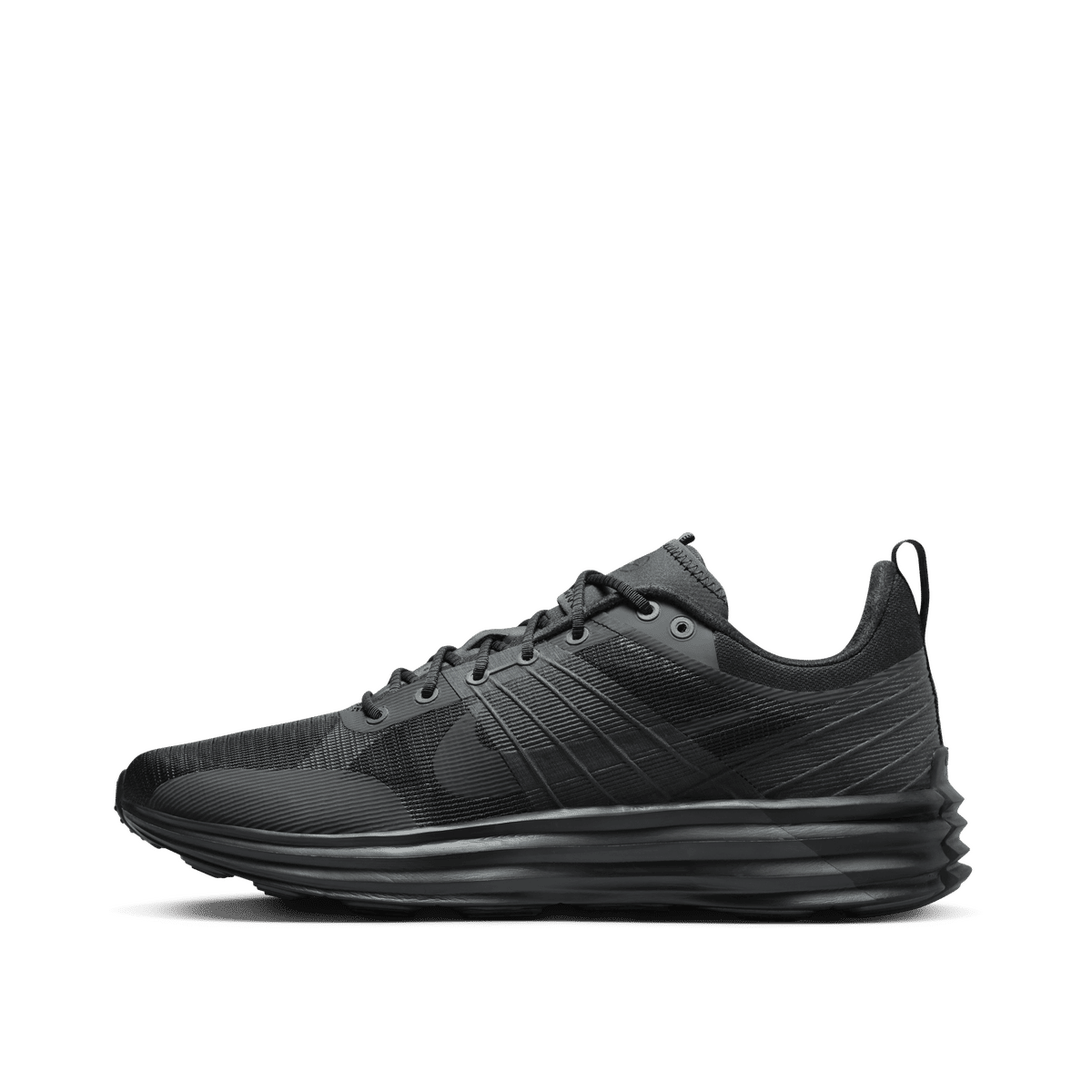 Nike Lunar Roam "Triple Black" | DV2440-002