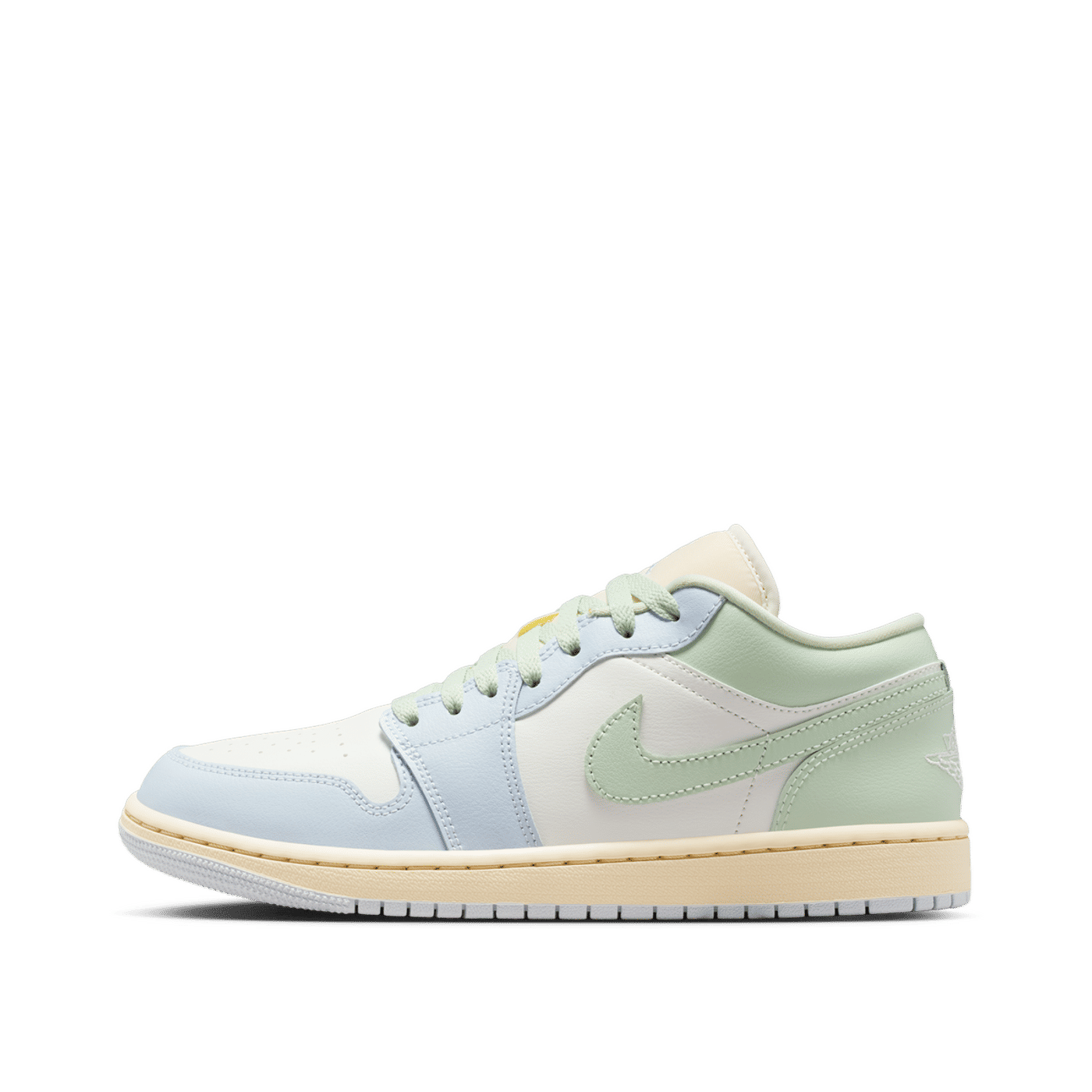 Air Jordan 1 Low "White" | DC0774-108